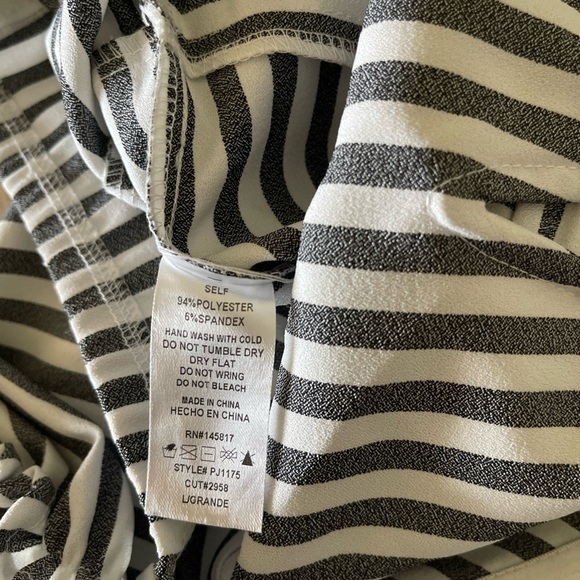 Privy| Nautical Pinstriped Strapless Jumpsuit in Cropped Wide Leg•••Size Large - Picture 10 of 15